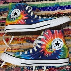 Women’s Tie-Dye Converse